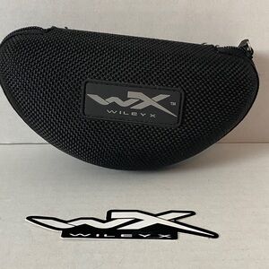 Wiley X Black Glasses Case With Wiley X Decal‎